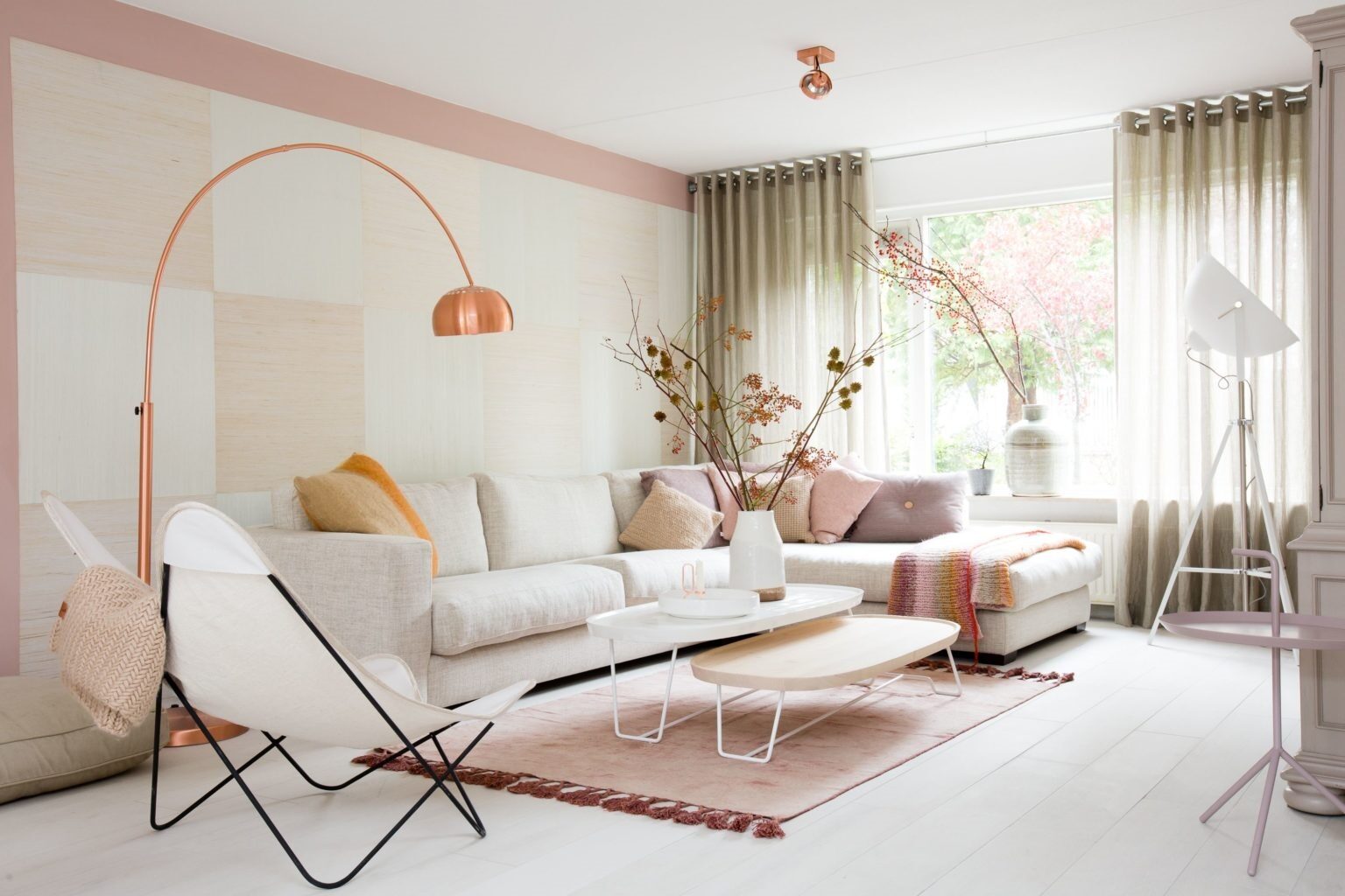 livingroom-pink-combination-1-6115086